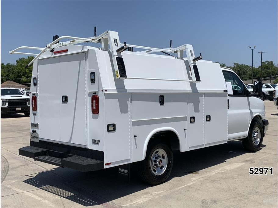 2021 GMC 3500 Savana