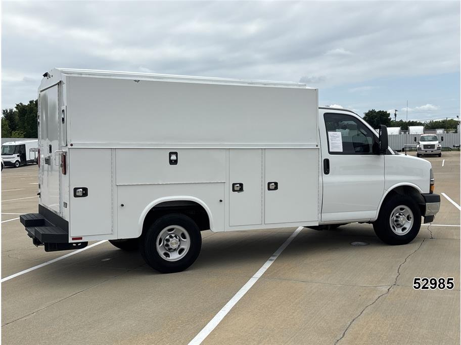 2022 Chevrolet 3500 Express