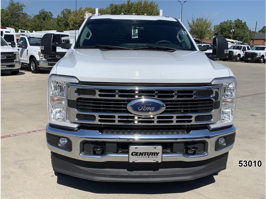2023 Ford F350 DRW