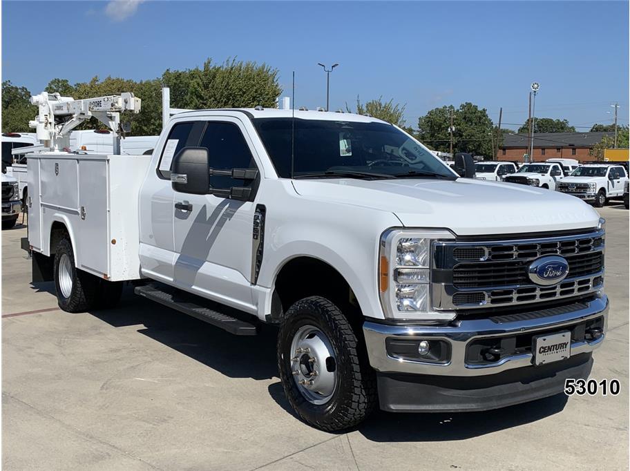 2023 Ford F350 DRW