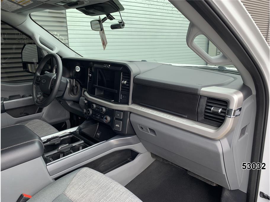2025 Ford F250