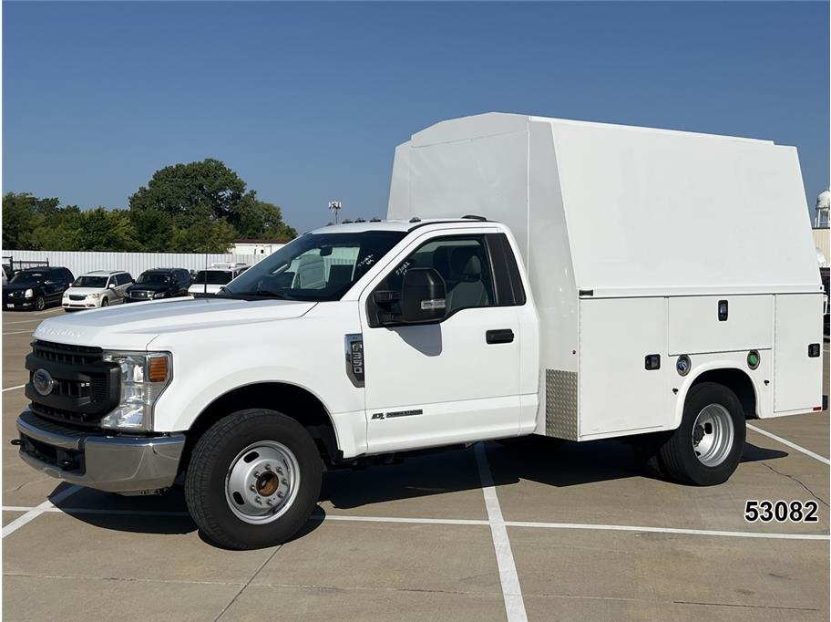 2022 Ford F350 DRW