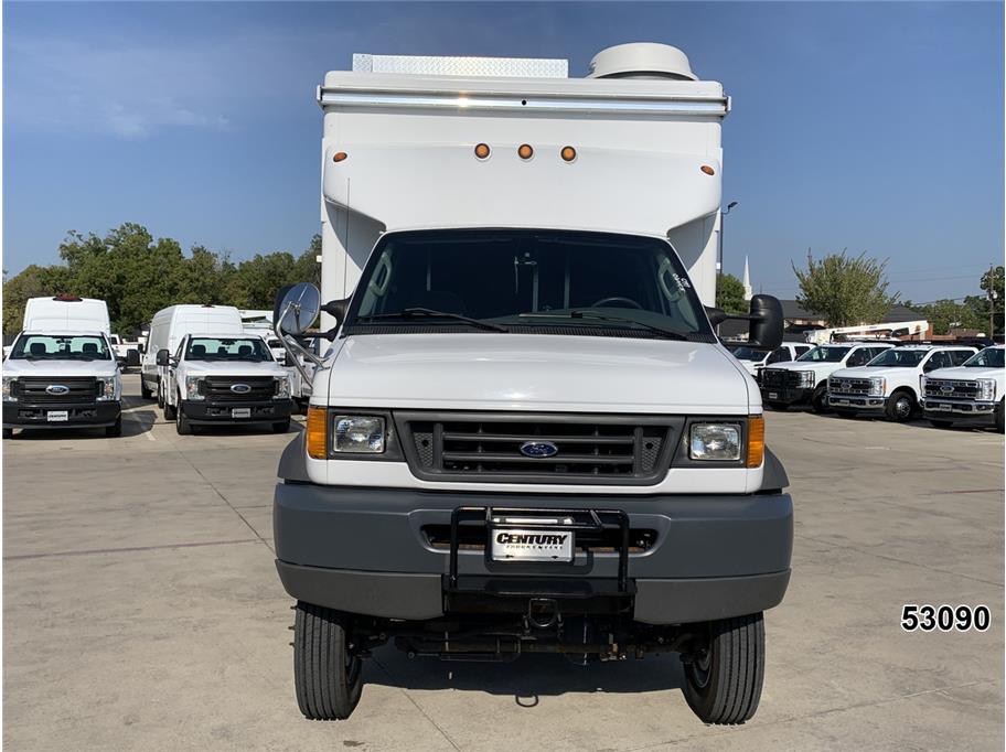 2003 Ford E550