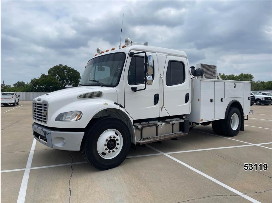 2017 Freightliner M2 106
