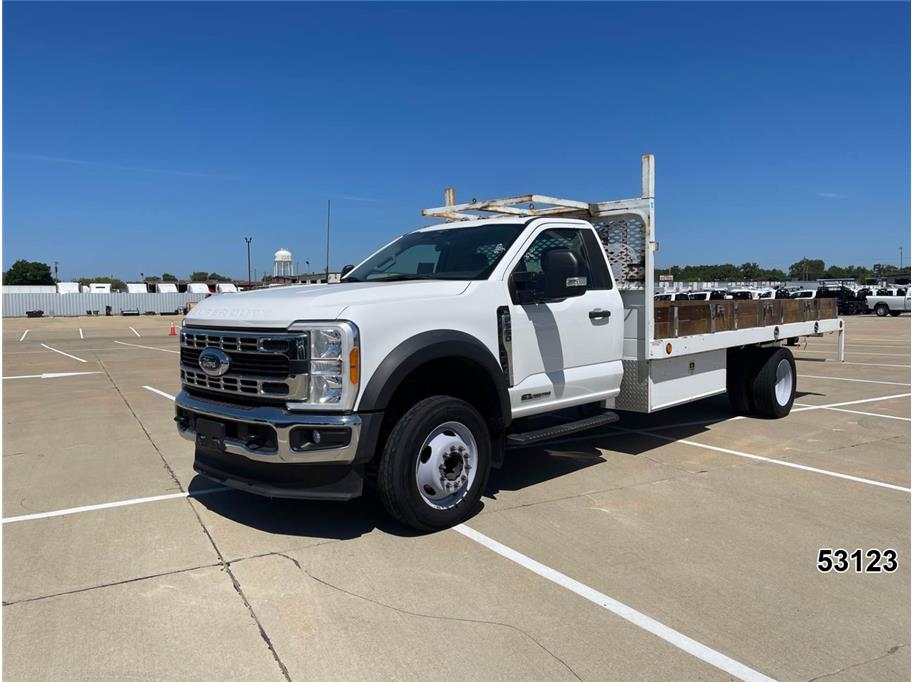 2023 Ford F550