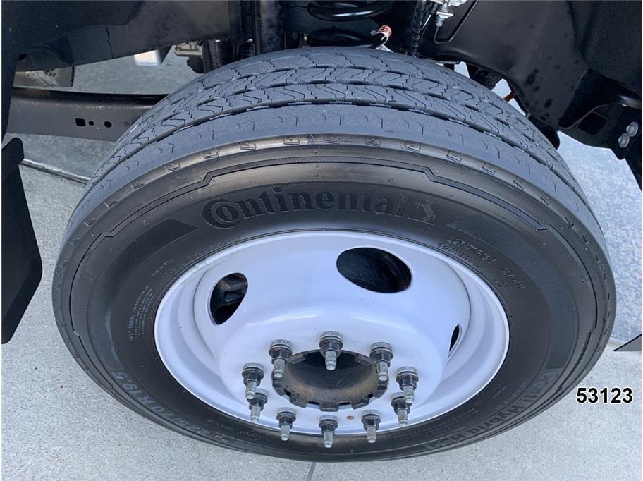 2023 Ford F550