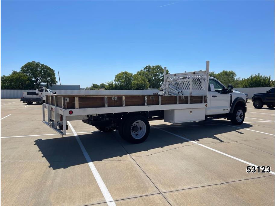 2023 Ford F550