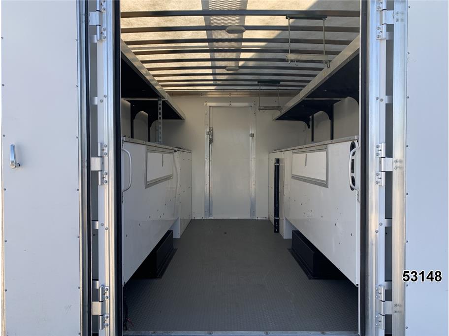 2024 Ford E350 DRW