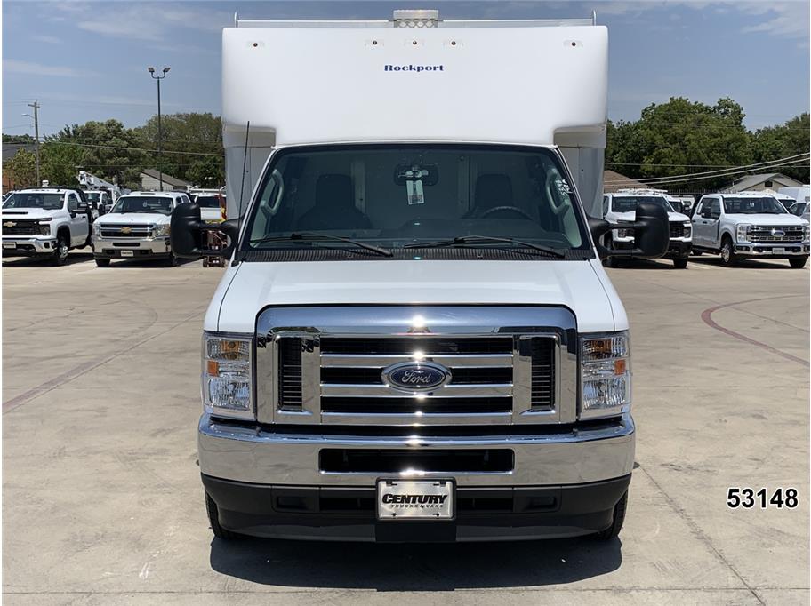 2024 Ford E350 DRW