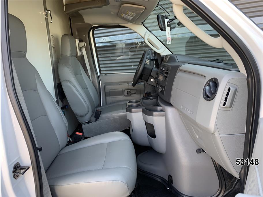 2024 Ford E350 DRW
