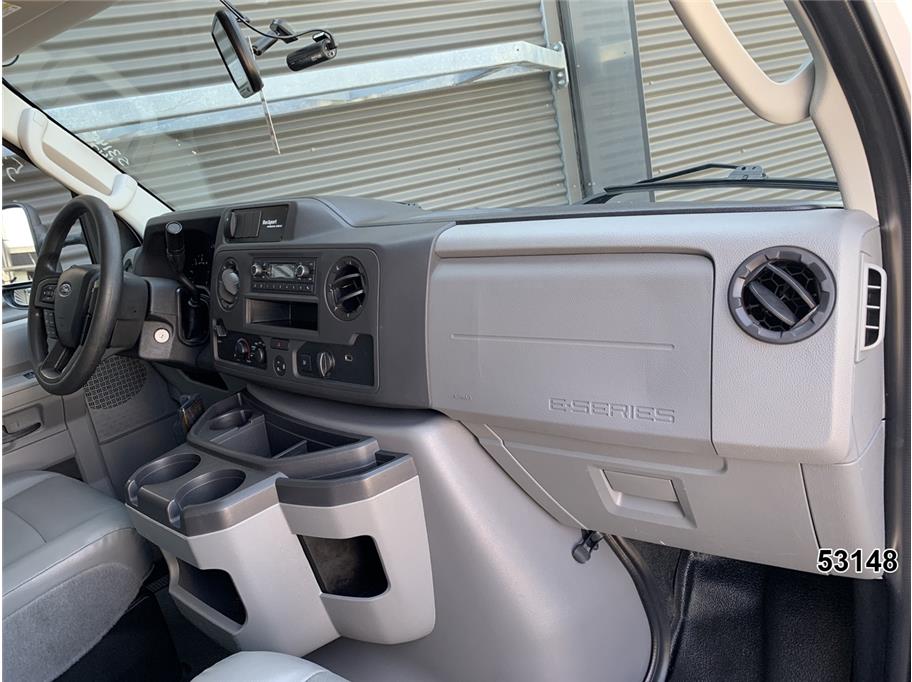 2024 Ford E350 DRW