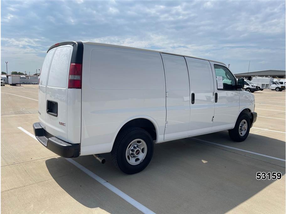 2023 GMC 2500 Savana