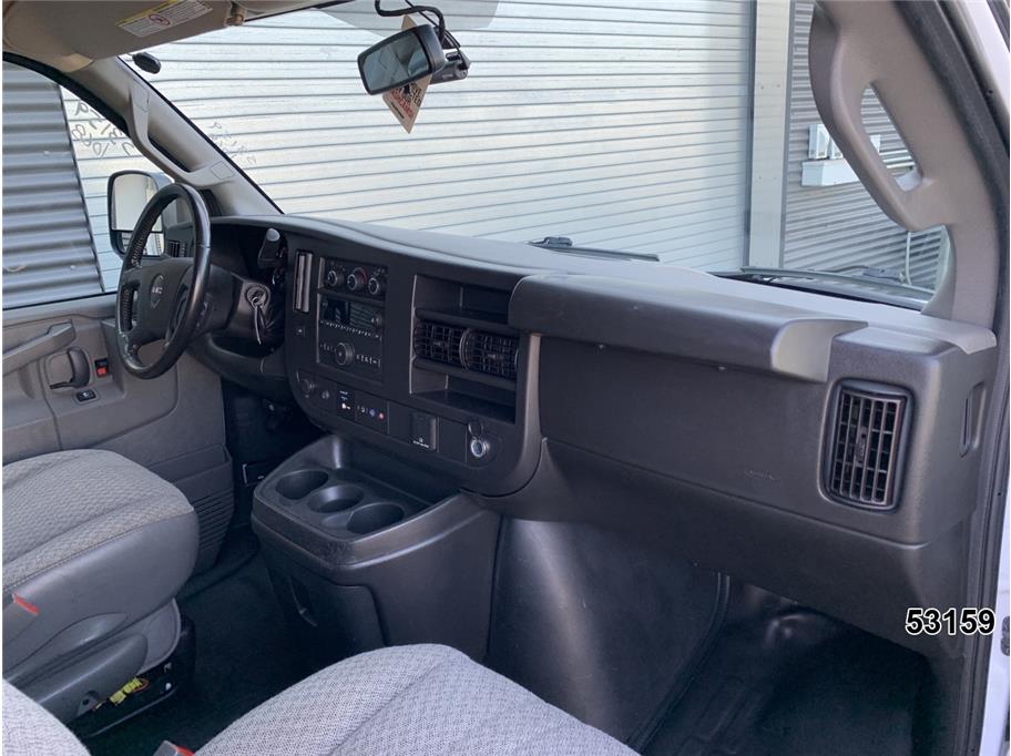 2023 GMC 2500 Savana