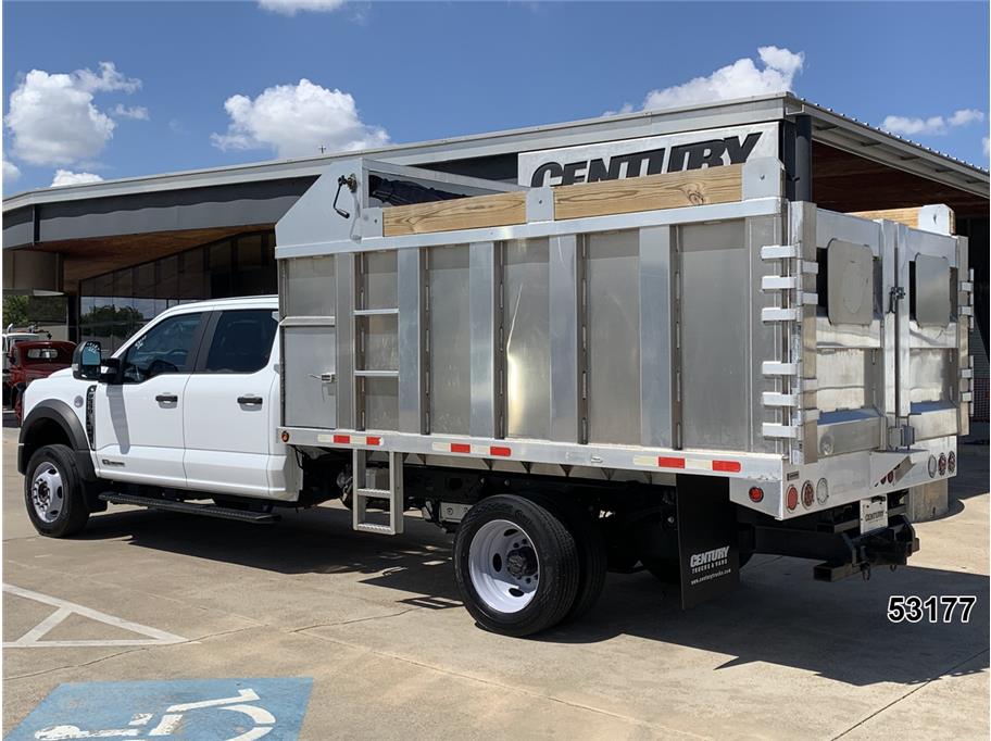 2025 Ford F550