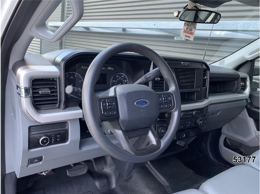 2025 Ford F550
