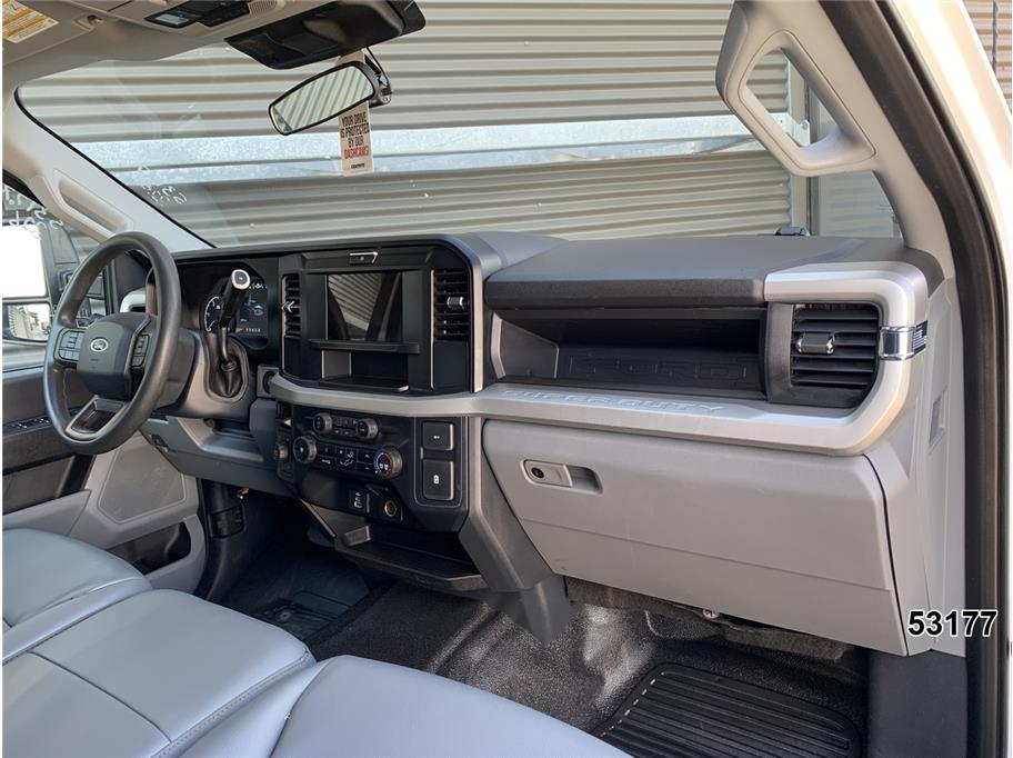 2025 Ford F550