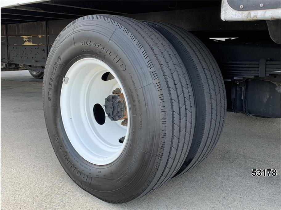 2024 Ford E450