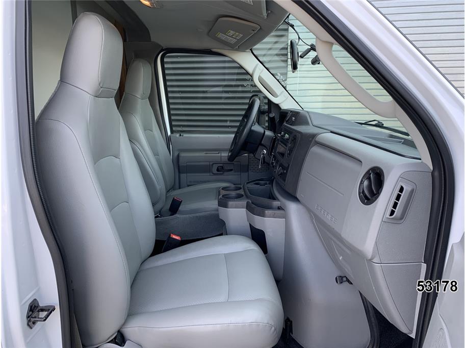 2024 Ford E450