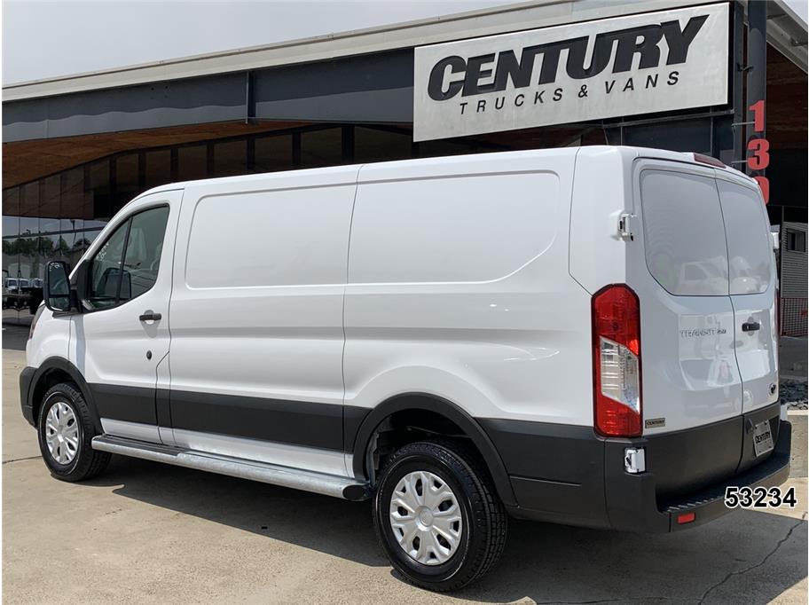 2025 Ford Transit 250