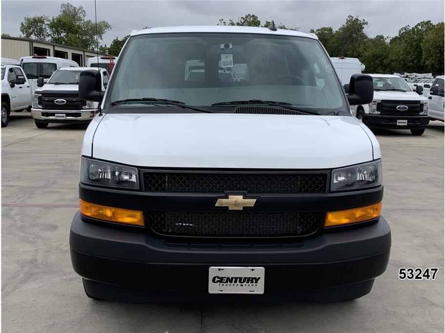 2025 Chevrolet 3500 Express