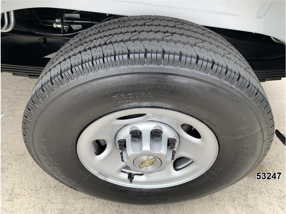 2025 Chevrolet 3500 Express