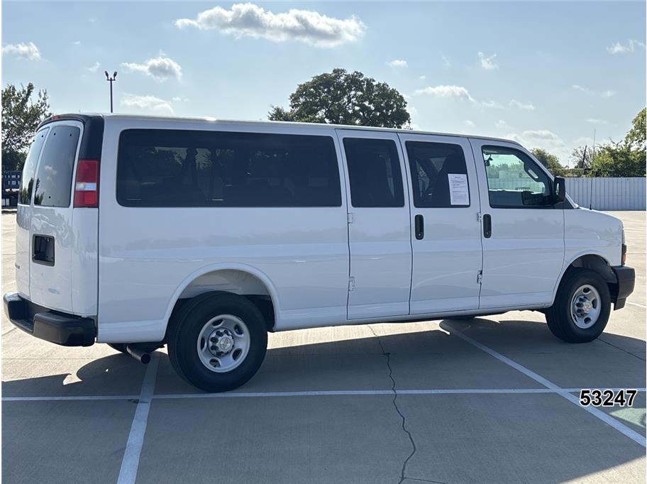 2025 Chevrolet 3500 Express