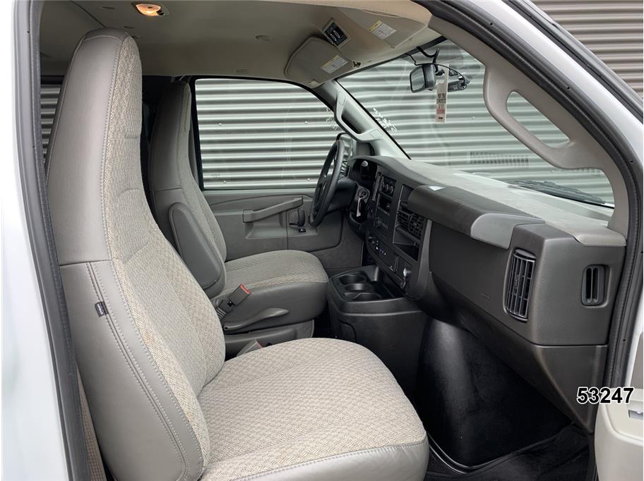 2025 Chevrolet 3500 Express