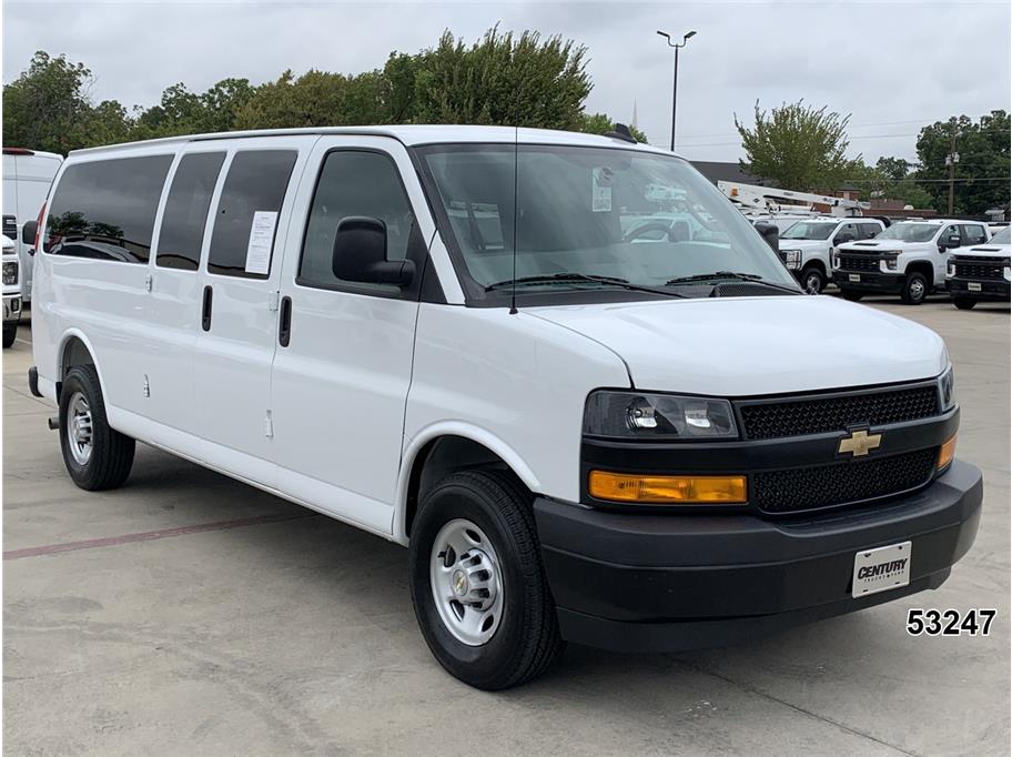 2025 Chevrolet 3500 Express