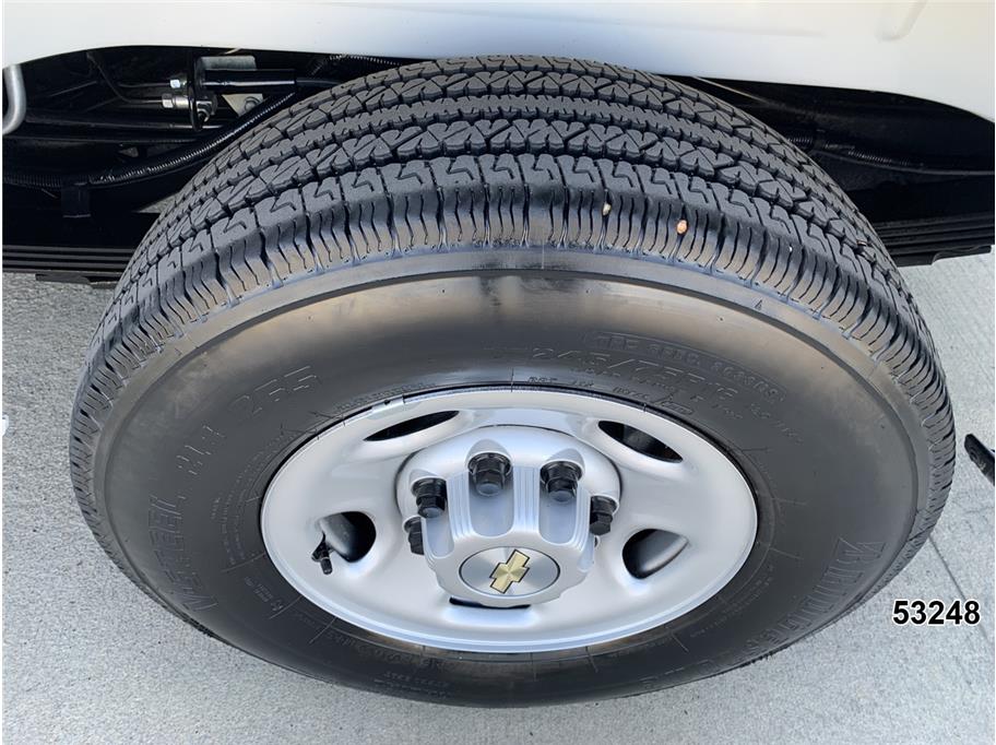 2025 Chevrolet 3500 Express