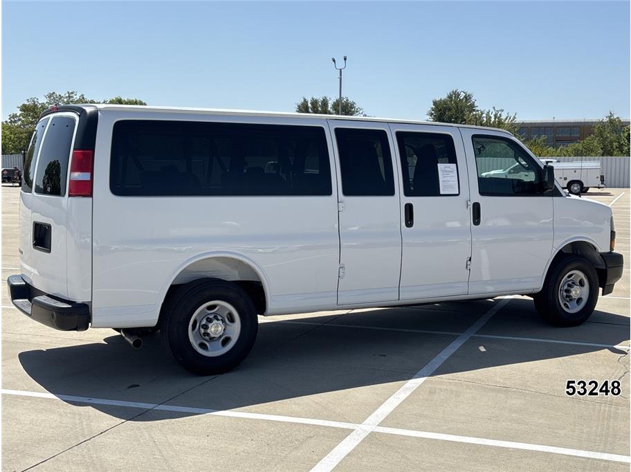 2025 Chevrolet 3500 Express