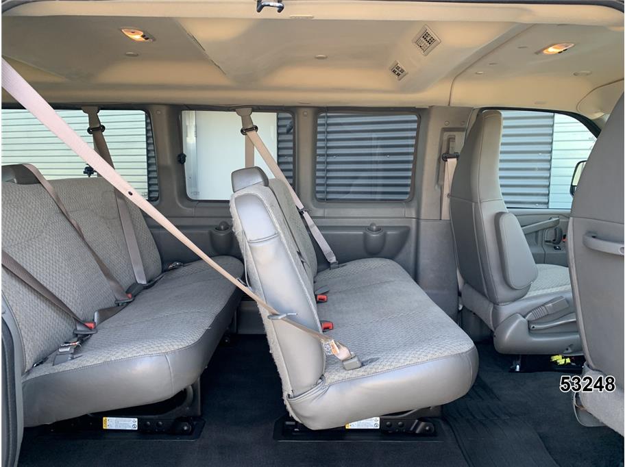 2025 Chevrolet 3500 Express