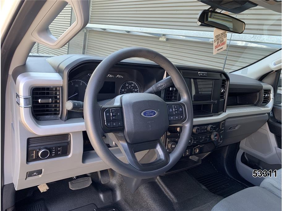 2025 Ford F250