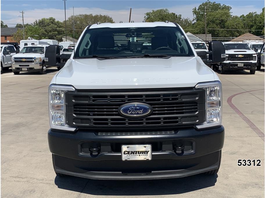 2025 Ford F350 DRW