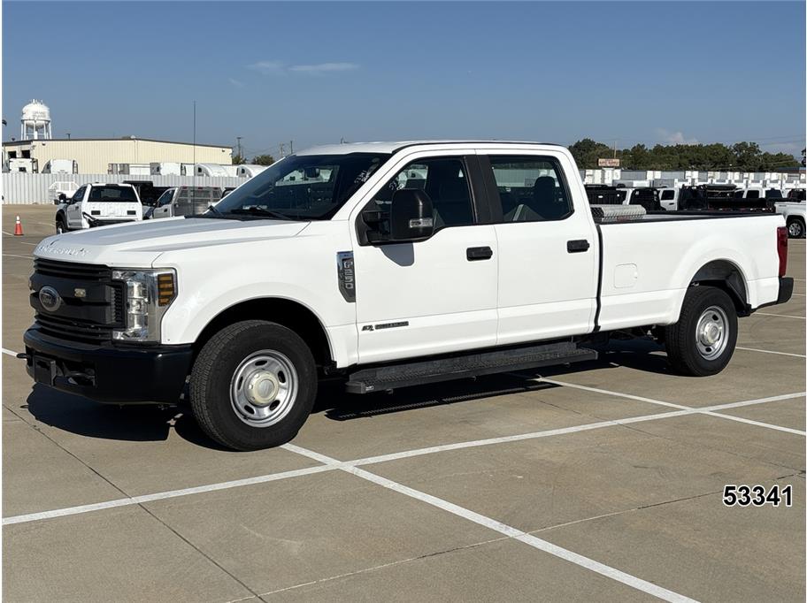 White 2019 Ford F-250 Super Duty Pickup Truck  Automatic
