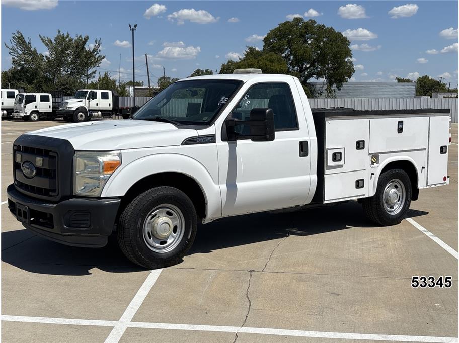White 2016 Ford F-250 Super Duty Pickup Truck  Automatic