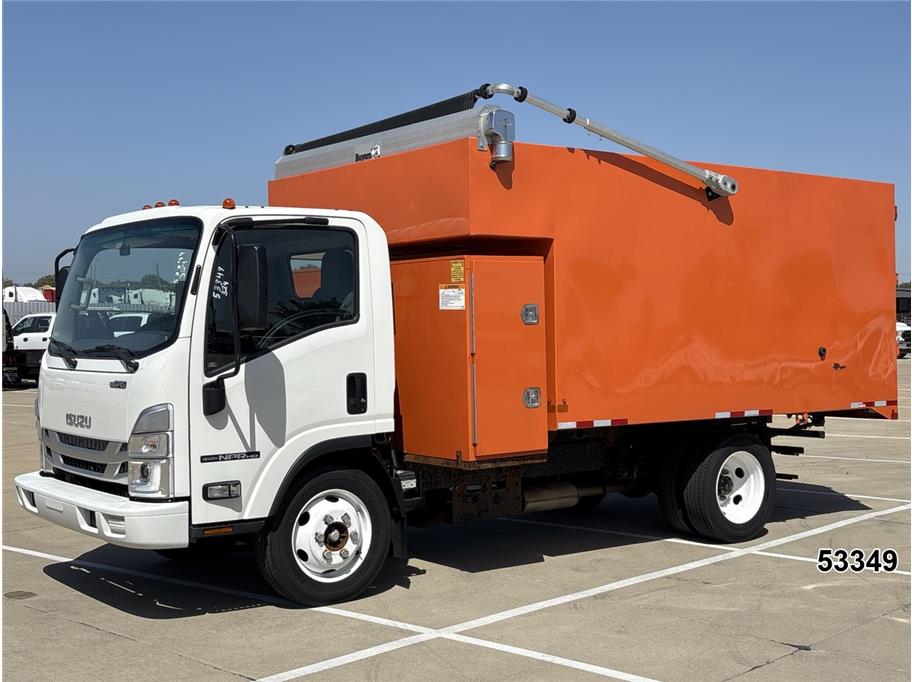 2024 Isuzu NPR HD