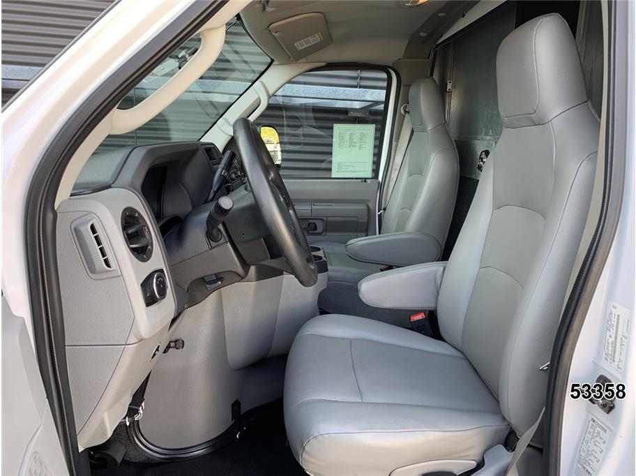 2024 Ford E350 DRW