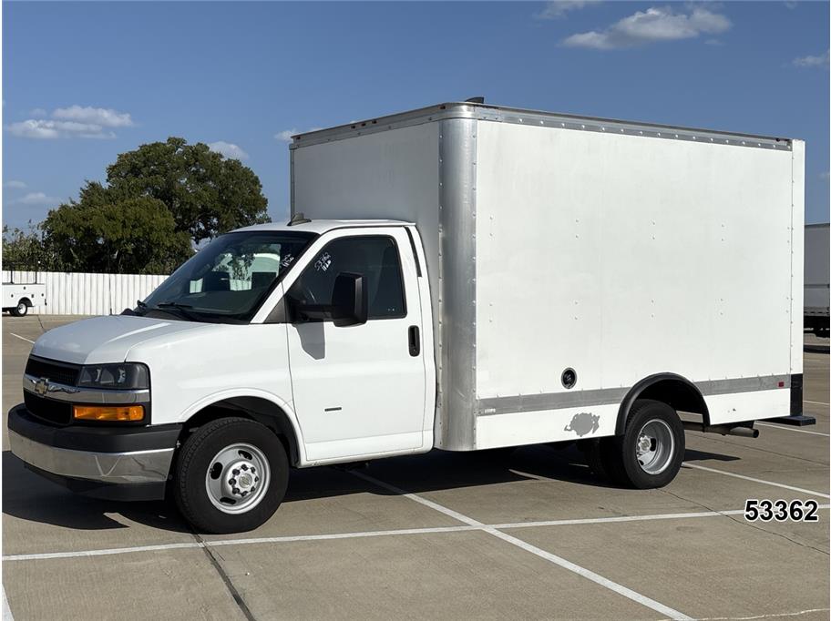 2023 Chevrolet 3500 Express DRW