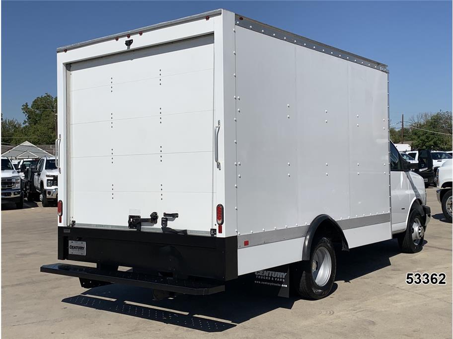 2023 Chevrolet 3500 Express DRW