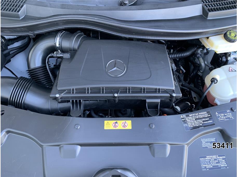 2023 Mercedes Metris