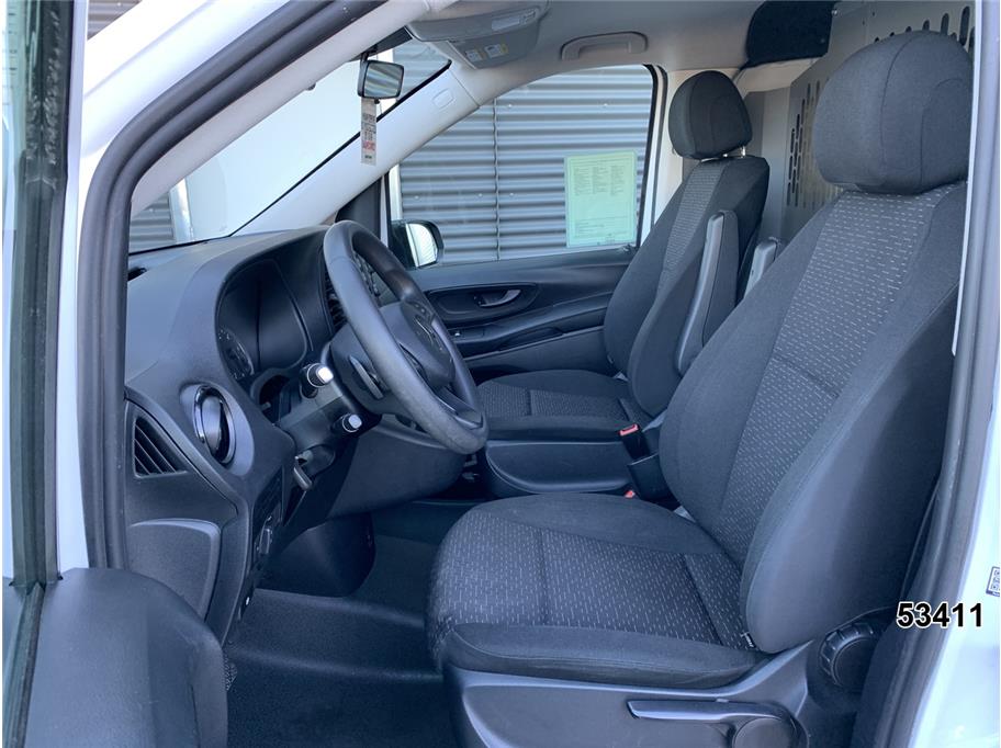 2023 Mercedes Metris
