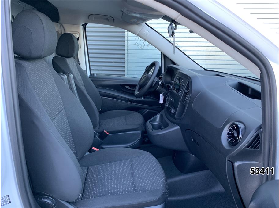 2023 Mercedes Metris