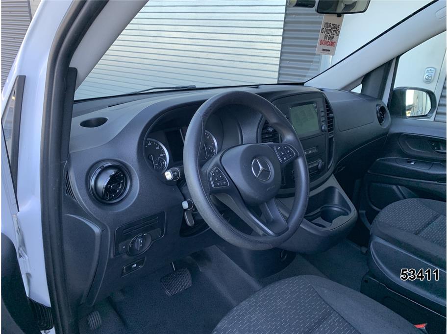 2023 Mercedes Metris