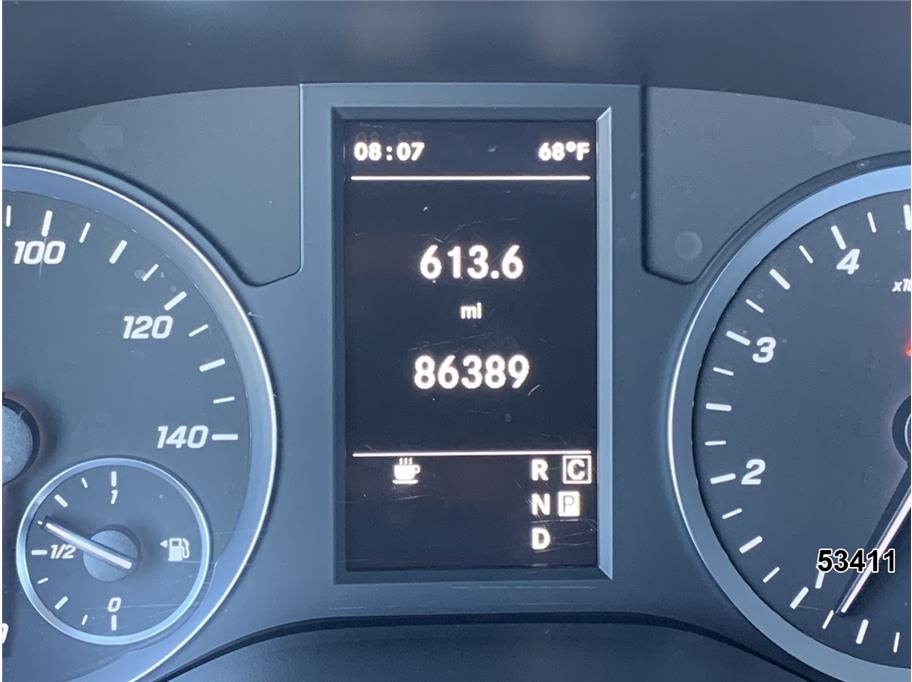 2023 Mercedes Metris