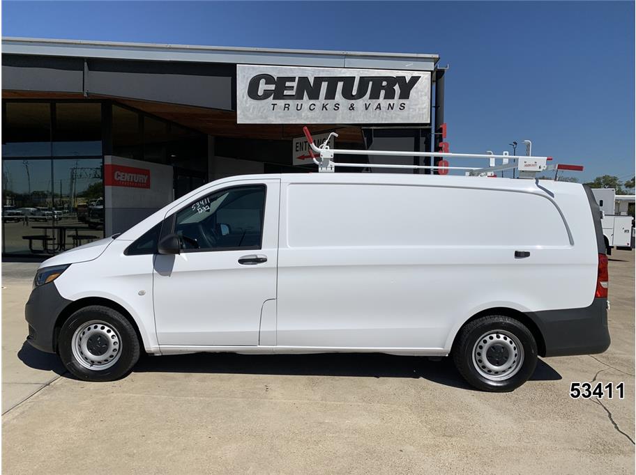 2023 Mercedes Metris