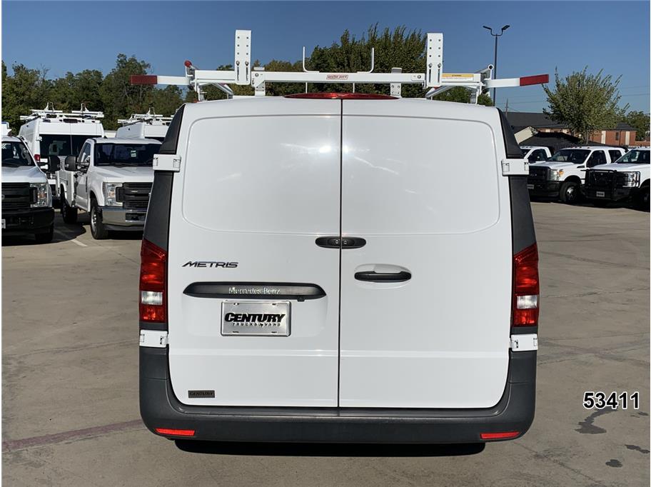 2023 Mercedes Metris