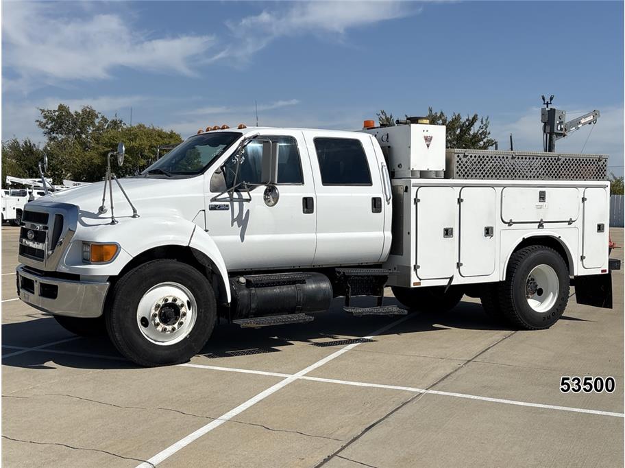 2011 Ford F750