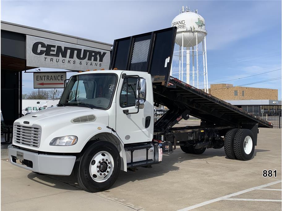 2015 Freightliner M2 106