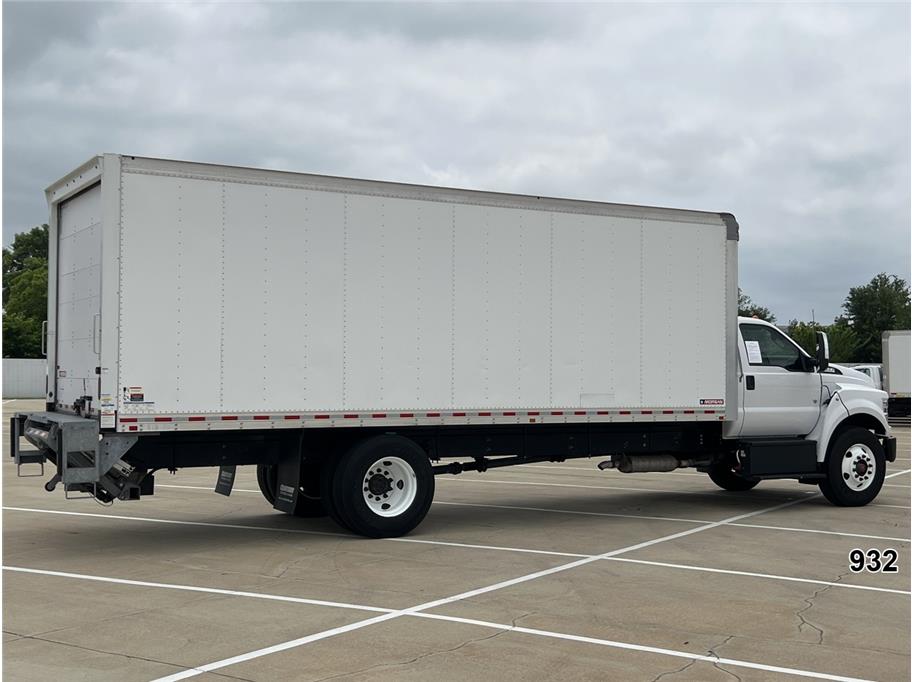 2022 Ford F650