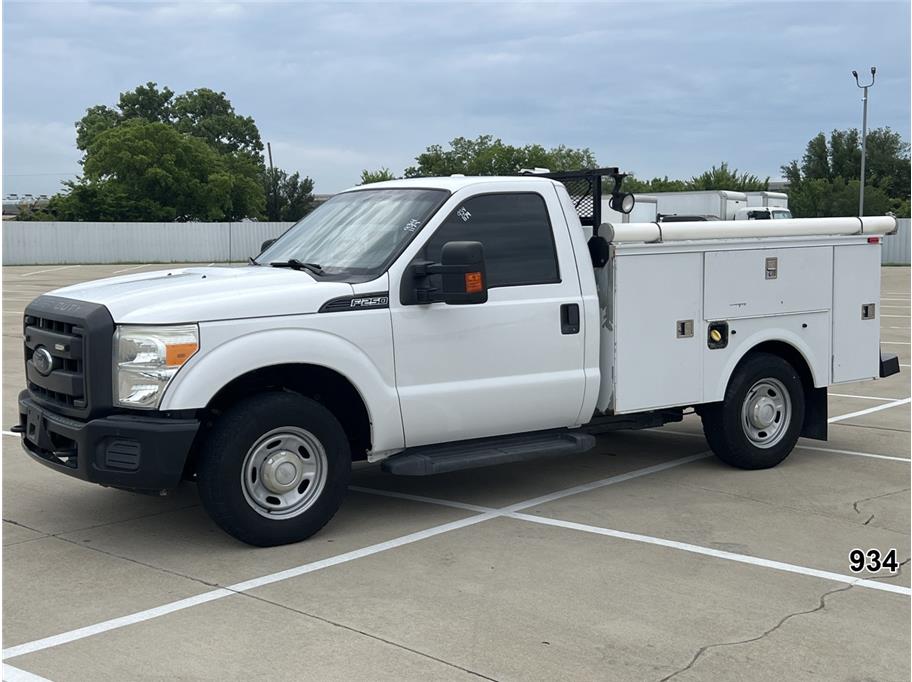 2015 Ford F-250 XL Regular Cab's photo